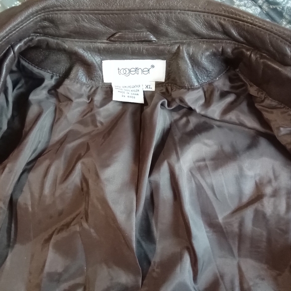 Leather Jacket - Picture 4 of 6